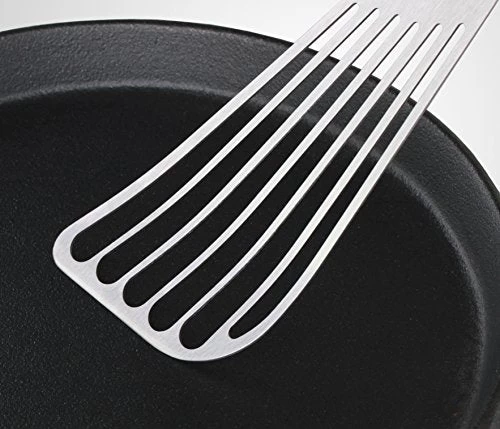 New Star Foodservice 43068 Wood Handle Fish Spatula, 6.5" Blade, Silver - Image 2