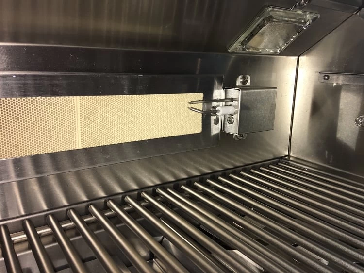 Summerset Sizzler Pro 40 Inch Propane Grill On Cart - Image 4