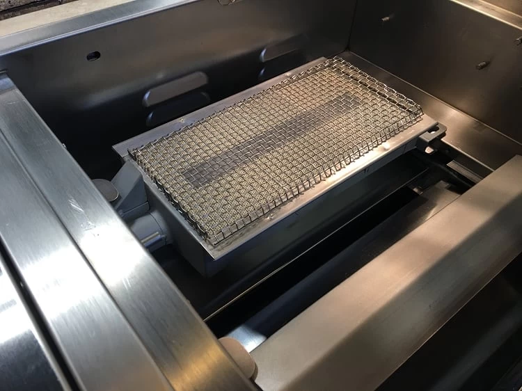 Summerset Sizzler Pro 40 Inch Propane Grill On Cart - Image 7