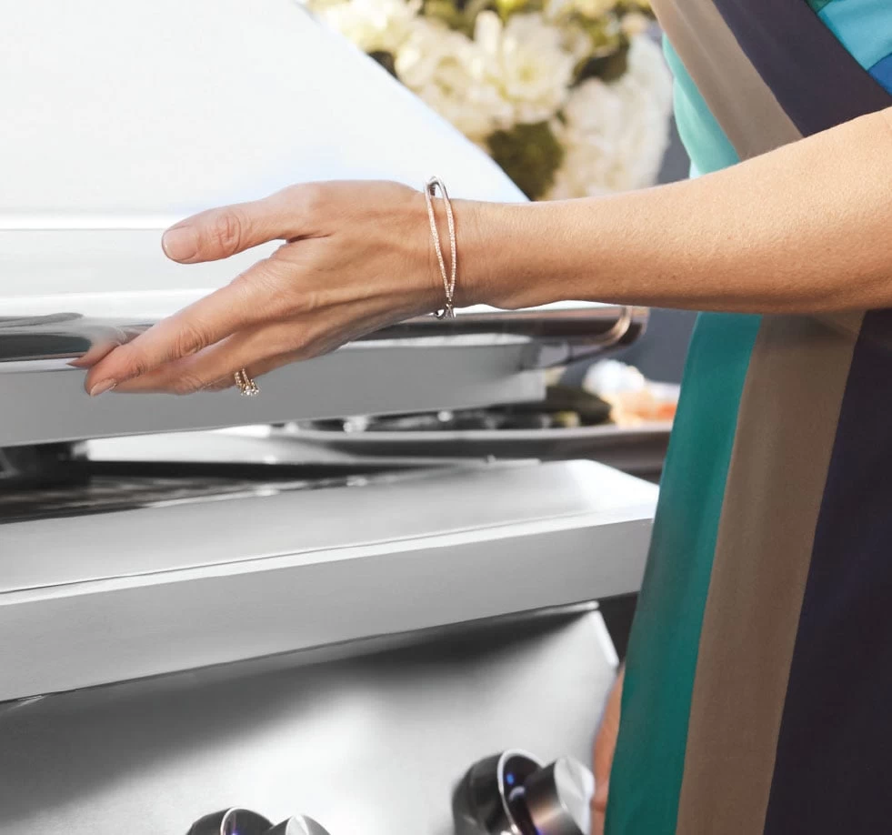 Twin Eagles 36 Inch Propane Grill With Rotisserie - Image 7